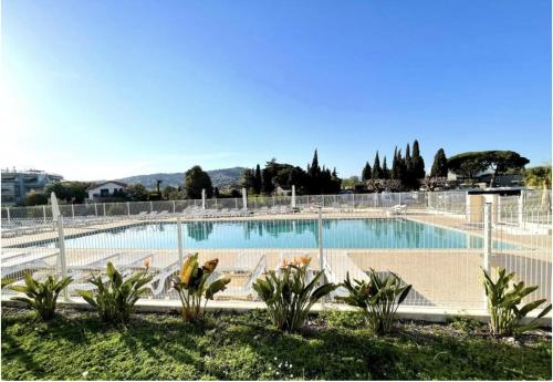 Studio 314 - LES SUITES DE ROBINSON - Résidence avec piscine en bord de Siagne, à Mandelieu-La-Napoule - Location saisonnière - Mandelieu-la-Napoule