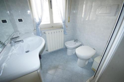 Apartment image 3