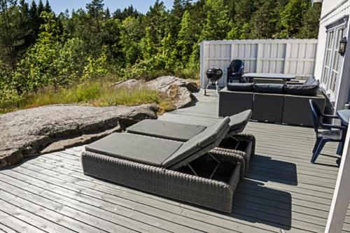 Big Holiday House South of Norway, by the Osean in 耶溫