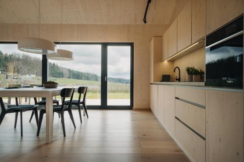 สภาพแวดล้อมโดยรอบ, UTRAILOO in มาร์คูโซวิเซ