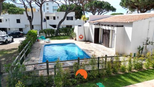 #214 Vivenda 3 Quartos by Home Holidays