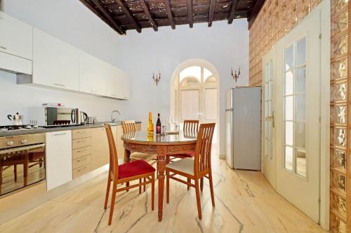 4BNB - Lungaretta Jacuzzi Apartment, Rzym (zdjęcie 4)