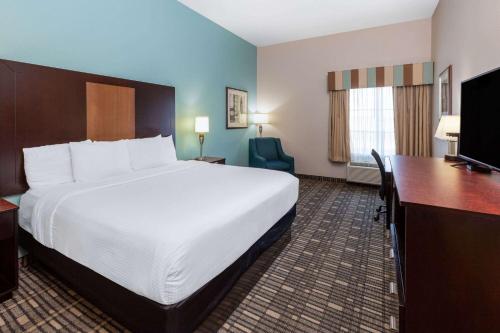 La Quinta by Wyndham Fort Worth - Lake Worth