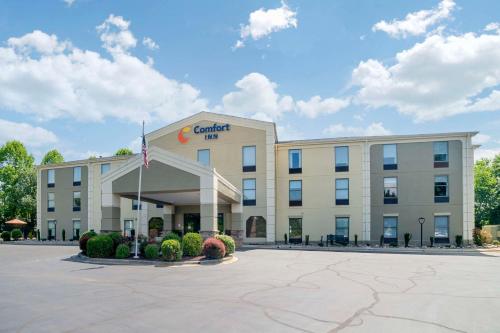 Comfort Inn Asheville Airport - Accommodation - Fletcher