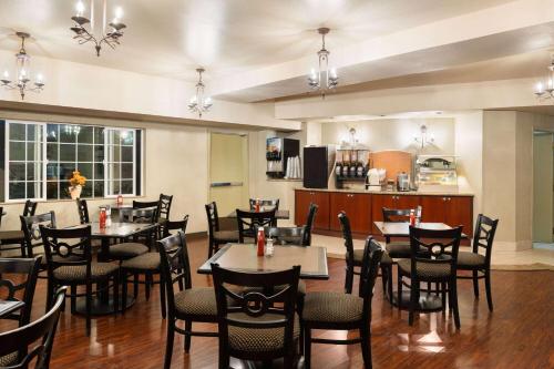 Hotel Marguerite Trademark Collection by Wyndham - image 4