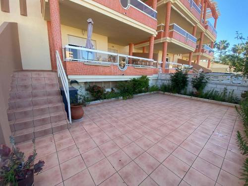 3 bedrooms, 4 beds