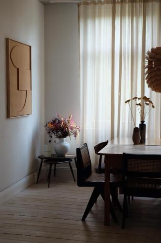 希尔战争歌德聂设计公寓  希尔战争歌德聂设计公寓