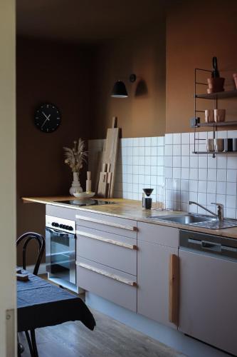 希尔战争歌德聂设计公寓  希尔战争歌德聂设计公寓