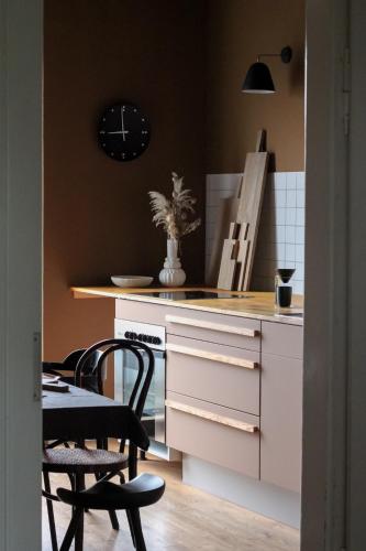 希尔战争歌德聂设计公寓  希尔战争歌德聂设计公寓