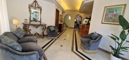 Hotel Dora - image 7