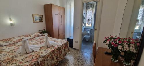 Hotel Dora - image 11
