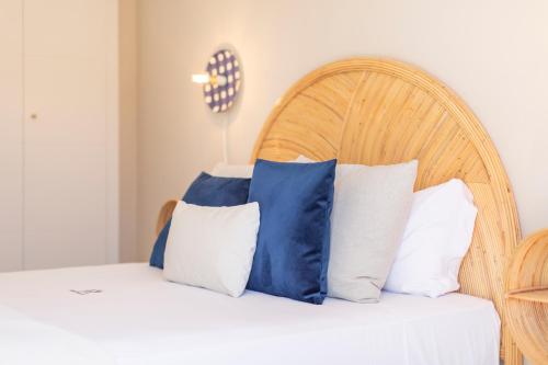 Deluxe Apartment image 1