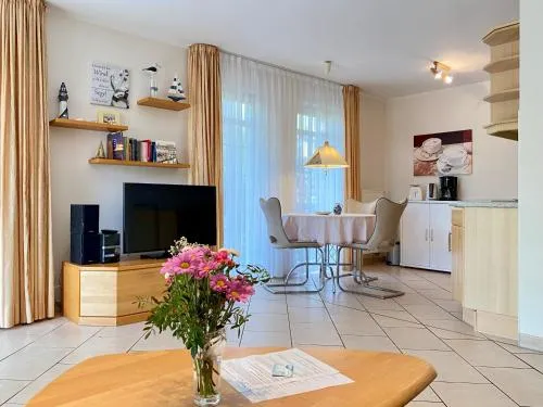 Residenz Bleichröder - 25 mit Strandkorb in Heringsdorf, Deutschland