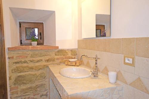 Apartment image 10
