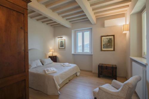 Villa with Private Pool image 9