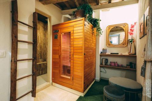 Apartment image 9