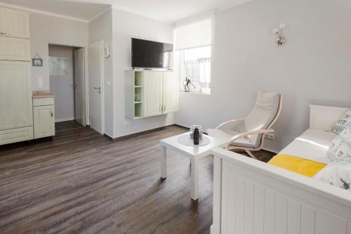 Iekārtas, Ferienwohnung Alter Bahnhof in Kroslin