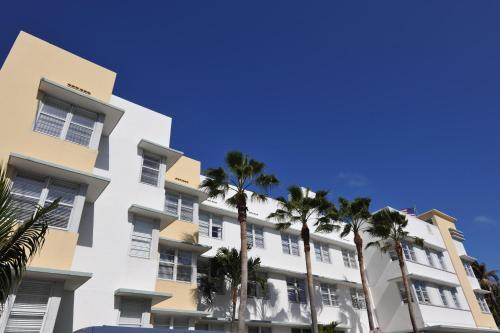 Avalon Hotel - image 11