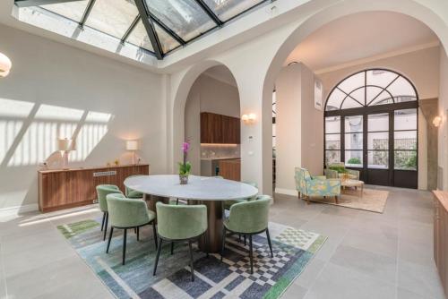 Duomo Penthouse Luxury Apartment In Florence By Palazzo Pazzi Vitali, Florencja