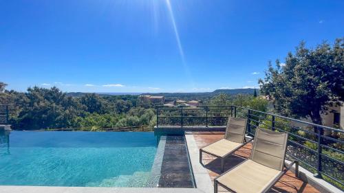 Tres belle villa neuve vue mer avec piscine chauffee