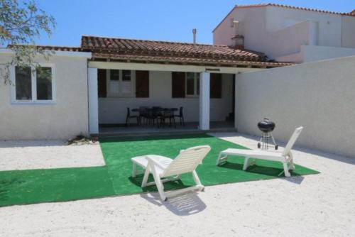 Villa individuelle accès direct plage et commerces 6AVMED11 - Tap to explore photos