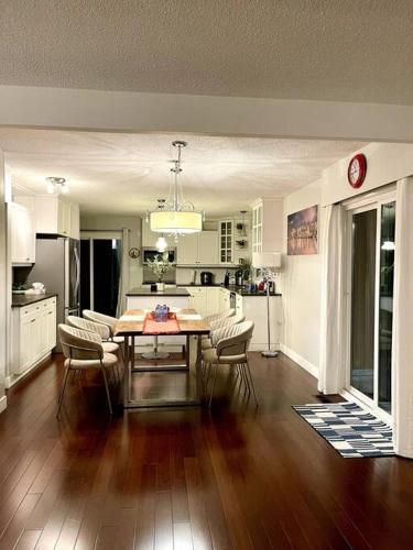 Large Apartment in Surrey Bolivar Heights in Surrey, Canada