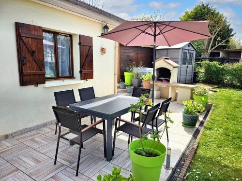 Maison de 2 chambres a Ver sur Mer a 100 m de la plage avec jardin clos et wifi