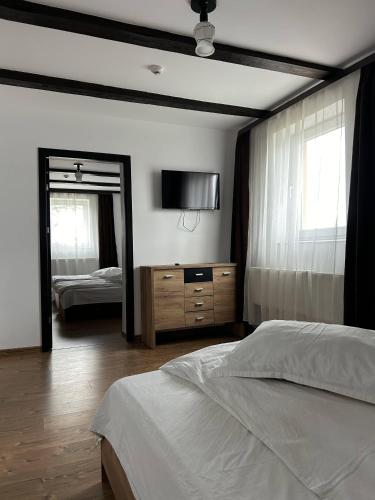 Hotel Intim - image 3