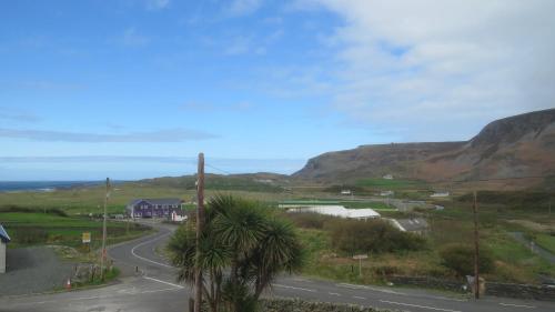 John Eoinìn's Bar and accommodation John Eoinìn's Bar and accommodation