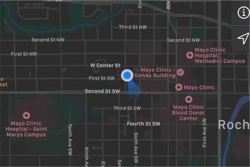 2 Bedroom Apartment, Walk To Mayo, Free Parking in Rochester, USA