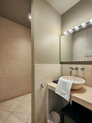 Hostellerie Le Paradou - image 2