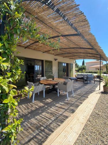 Les Terra Rossa, Villa contemporaine proche Lacs et Gorges de Verdon - Location saisonnière - Aups