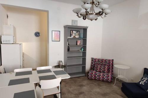 Spacious ground-floor apartment in Etu-Töölö, Хельсинки (фото 9)