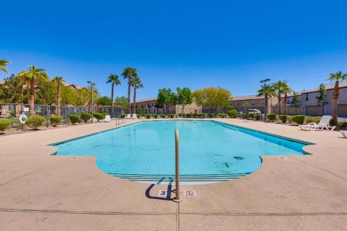 Stylish Home with Pool Access, 10 Mi to Vegas Strip!