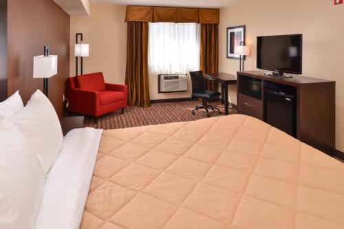 Quality Inn & Suites Tacoma - Seattle