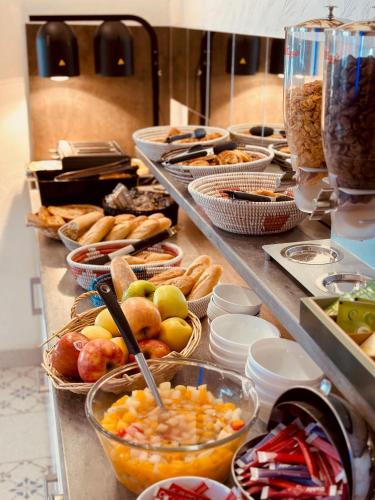 Храна и напитки, Hotel Les Palmiers En Camargue in Свети-Мари-дьо-ла-Мер