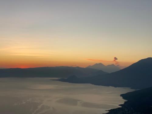 “Posada Vicentas” compartir con una familia Tz’utujil in ซาน ควน ลา ลากูนา