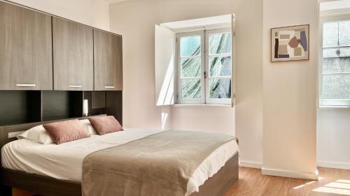 Casa Da Moeda By Escapadinha Portuguesa — rental in 24 Rua da Moeda, Coimbra PT, 3000153