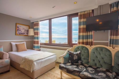 Tashkonak Studio Suites - image 3