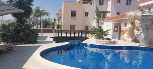 مسبح, Pyla Palms A2 107 in Pyla