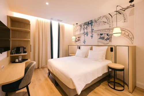 2 queen beds
