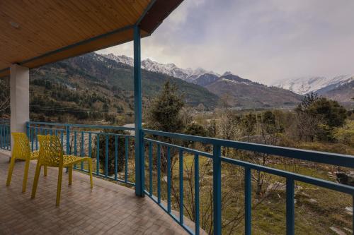 View, Snow River, Manali in Bahang