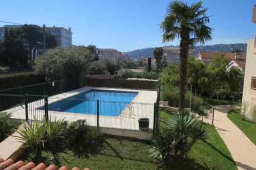 Charming 1-bedroom apartment "Sables d'or" with AC near the port and beach