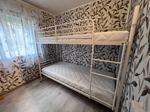 Sunny house 2 near the beach