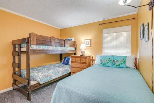 Coastal Condo on the Beach with Pool Access! - image 11