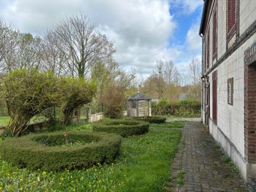 Charmante maison au calme avec jardin, wifi, idéale pour les familles