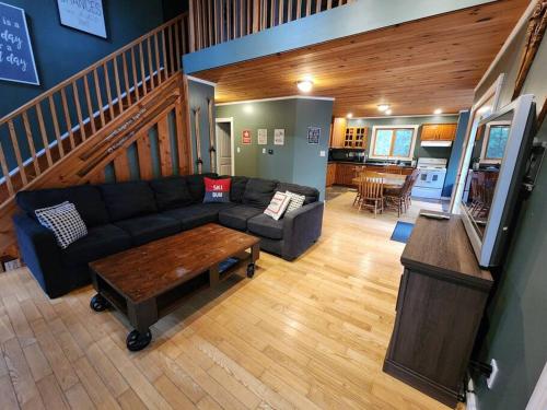 Dingle Run Lodge at Sir Sam's in Eagle Lake (ON)