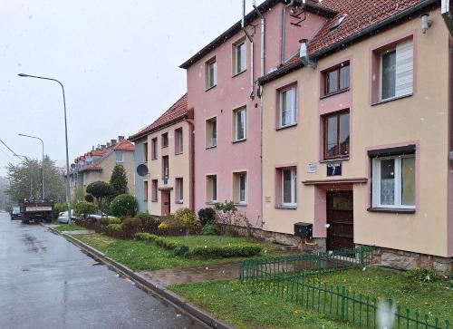 Utvendig, Apartament POD CHEŁMCEM (Apartament POD CHELMCEM) in Szczawno Zdroj