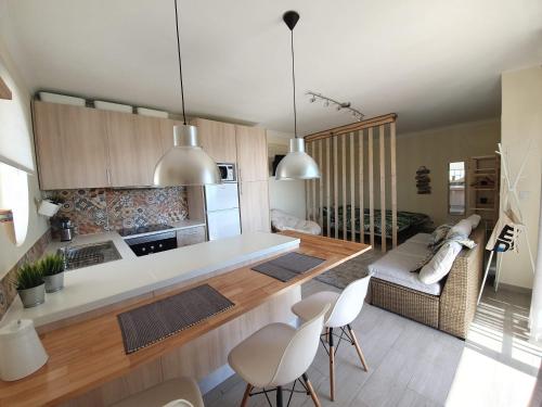 Ericeira Su Villa`s in Santo Isidoro