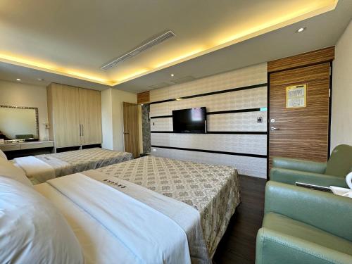 room detail thumbnail 1